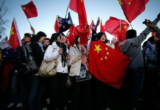 迷雾世界