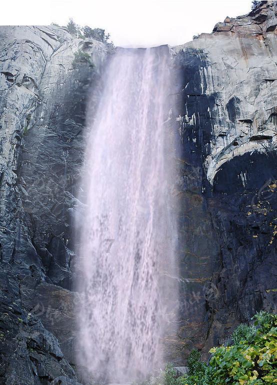 探索未知山峰